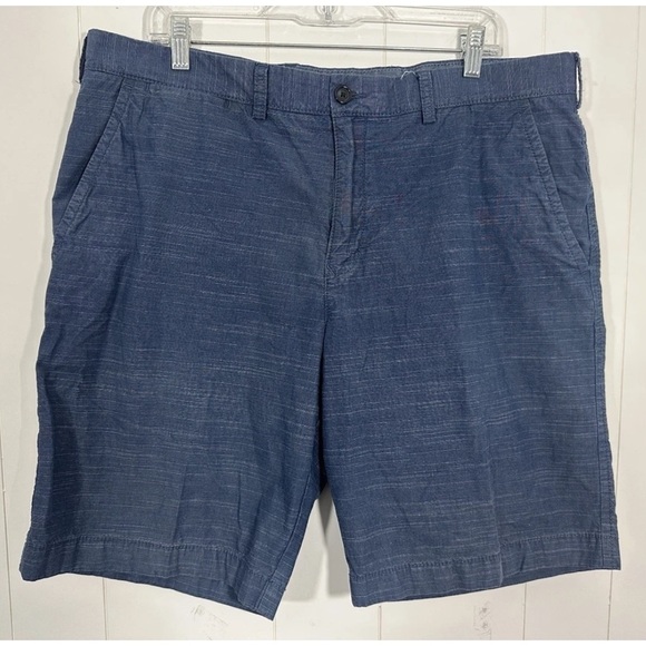 Tommy Hilfiger Men's Trouser Flat Front Size 38 Blue Striped Bermuda Shorts - Picture 1 of 8